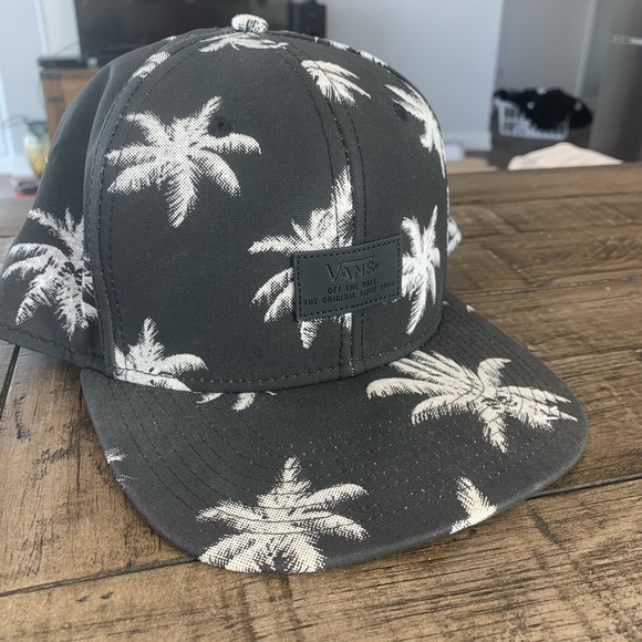 VANS snap back hat - Picture 2 of 3